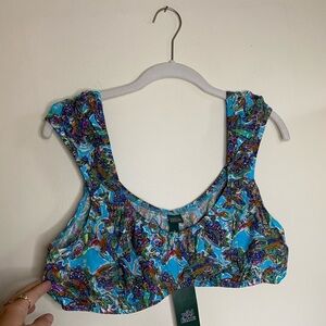 NWT Wildfable|| Blue Paisley Crop top with peplum sleeves. Size Medium